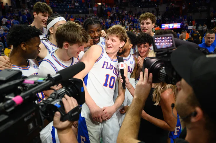 Florida Is No. 1 In Preseason AP Top 25 Men's Poll As Duke, Illini Also Receive First-Place Votes